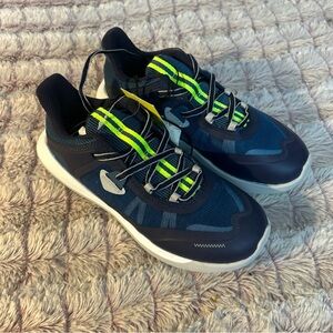 New all in motion kids sneakers